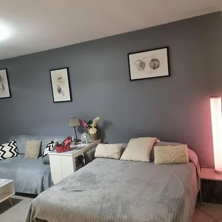 De 51 M2 Avec Jardin De 51 M2, Parking Prive Апартаменты *