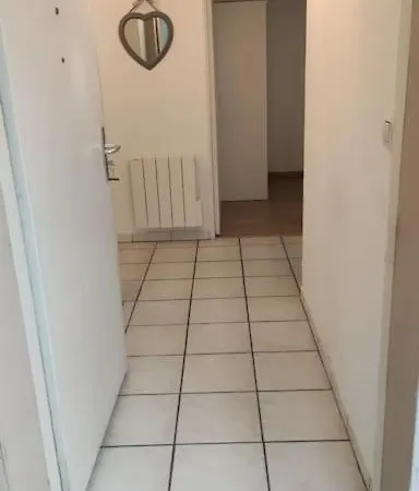 De 51 M2 Avec Jardin De 51 M2, Parking Prive *